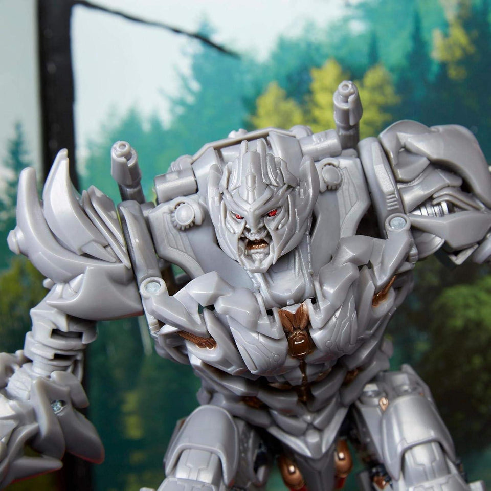 Transformers E0775 Voyager 30 Fox Action Figure