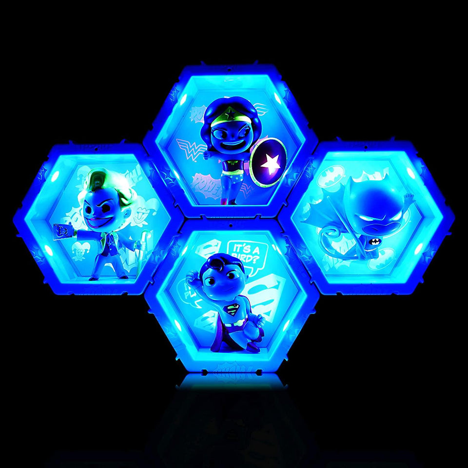WOW Pods DC Universe Superman Swipe Light-Up Connect Figure Superhero Collectible Figure