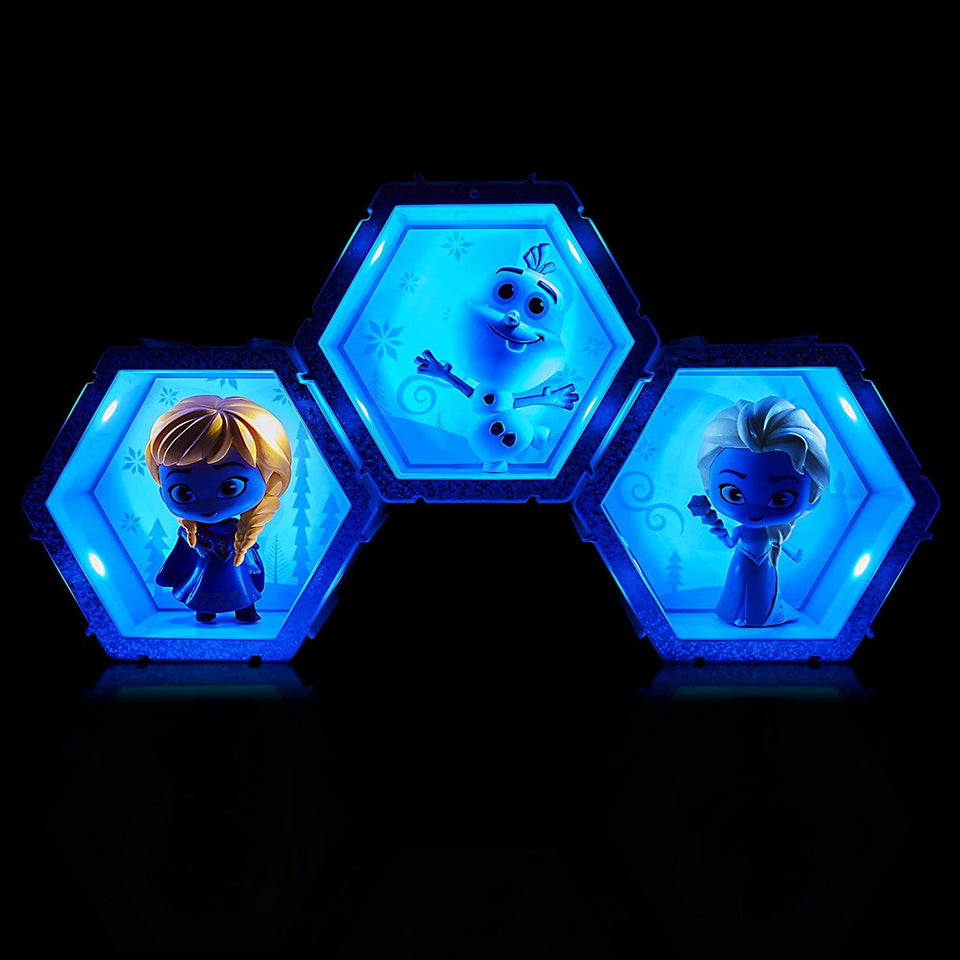 WOW Pods Disney Frozen Elsa Princess Swipe to Light Connect Figure Collectible
