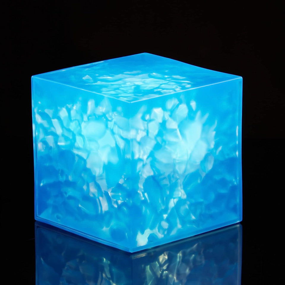 Loki Action Figure & Tesseract Light-Up Electronic Toy Avengers Marvel Legends Series Hasbro