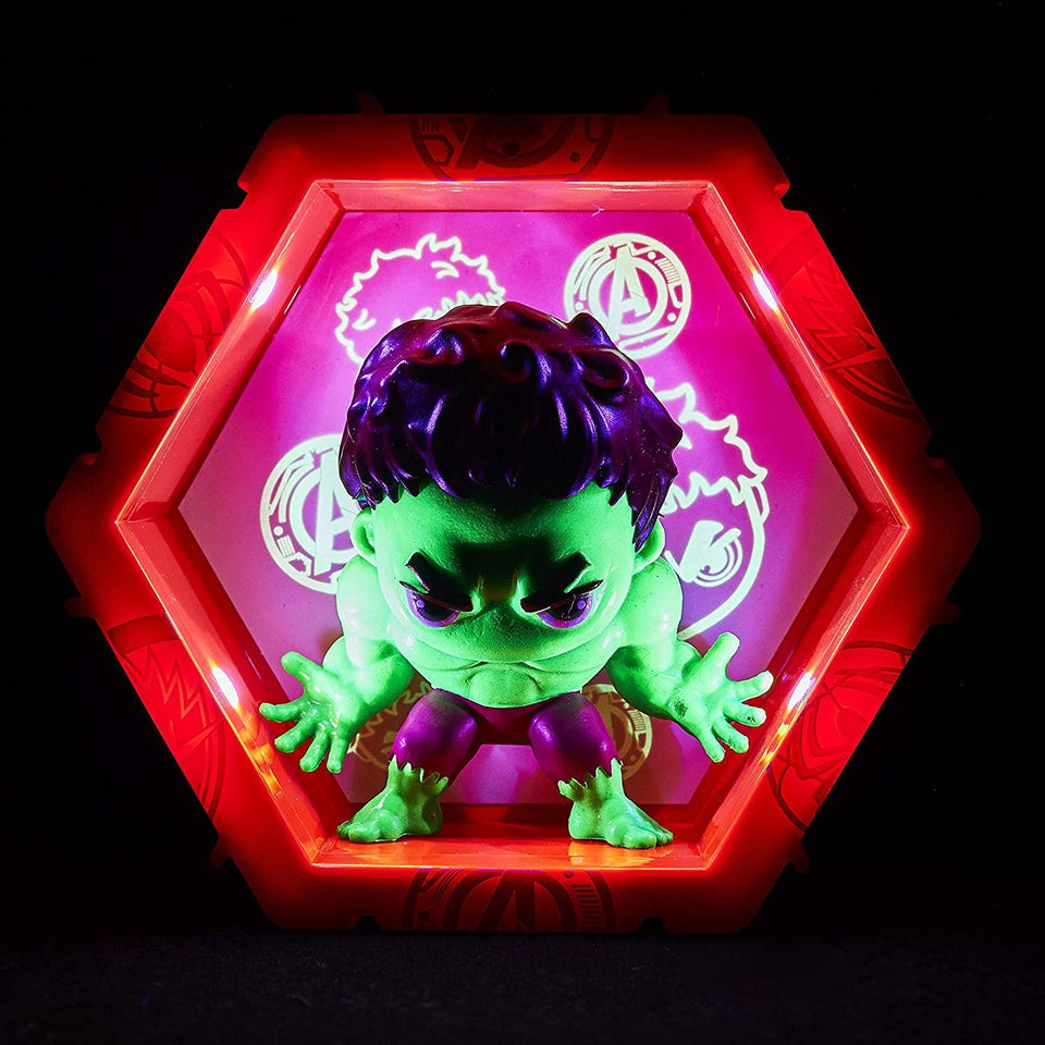WOW Pods Marvel Avengers The Incredible Hulk Swipe Light-Up Connect Figure Collectible