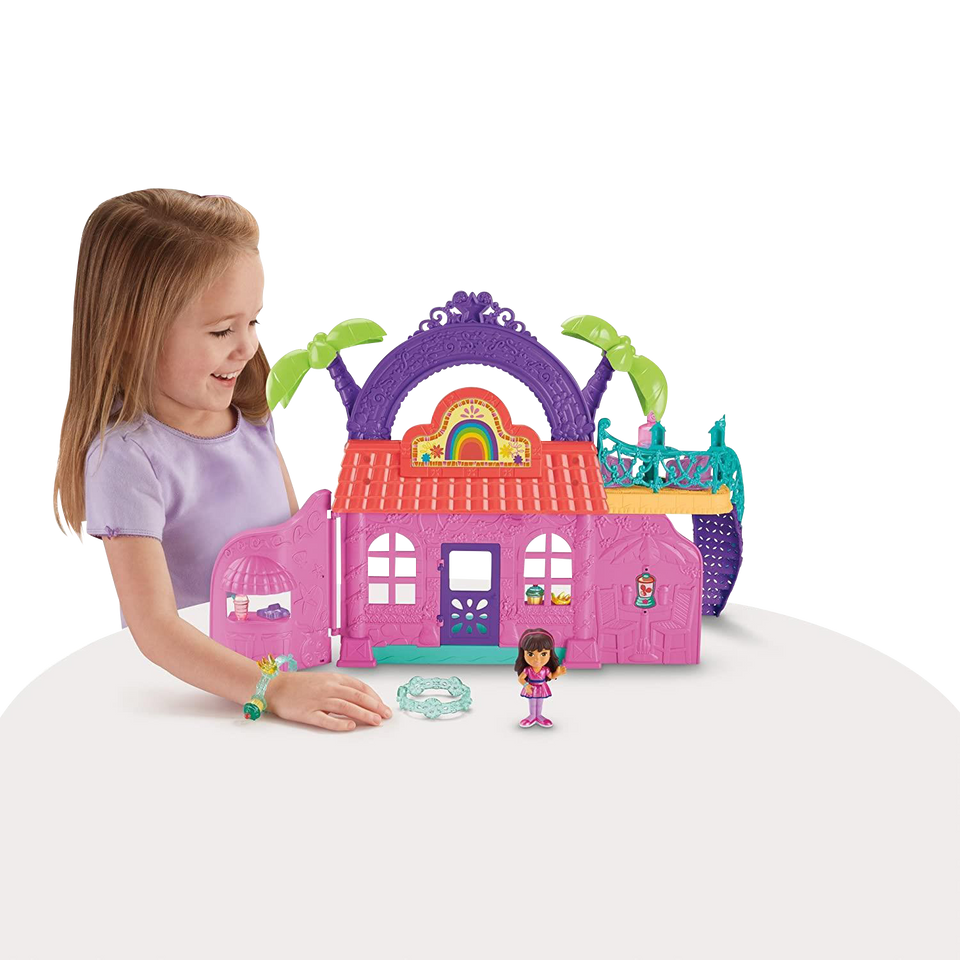 Nickelodeon Dora and Friends Cafe Playset Interactive Fisher-Price