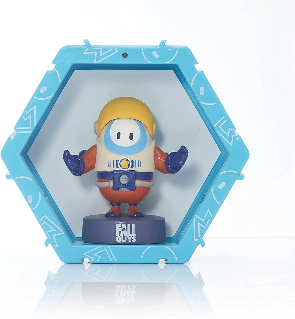 WOW Pods Fall Guys Astronaut Swipe Light-Up Figure Connect for Display