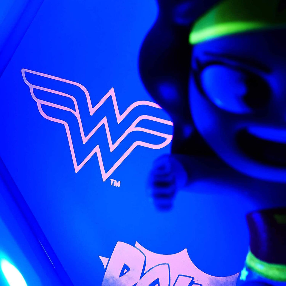 WOW Pods DC Comics Wonder Woman Swipe Light-Up Connect Figure Superhero Collectible